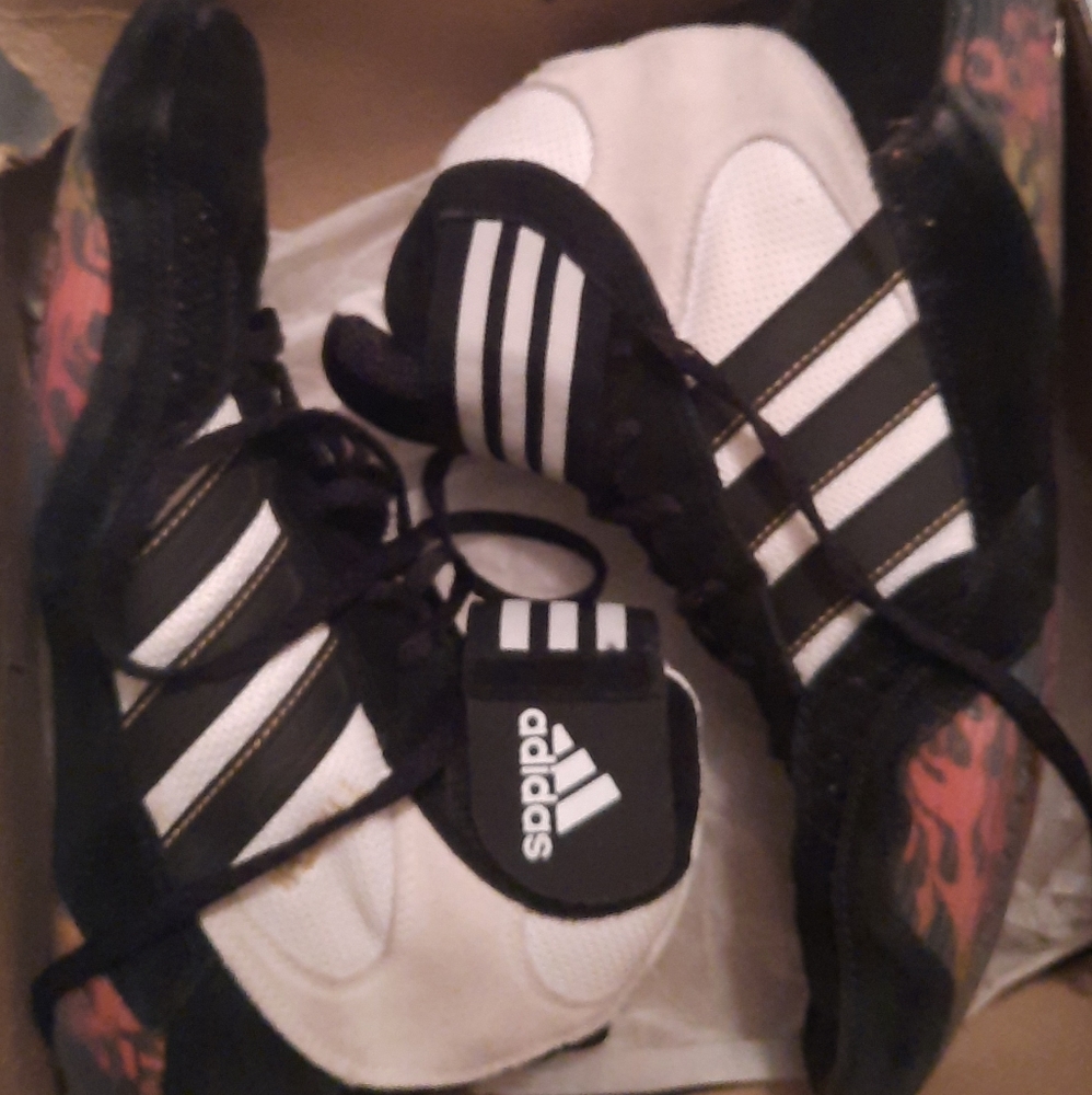Adidas Tyrint II Wrestling Shoes Size 8 1/2 Black White Excellent Condition